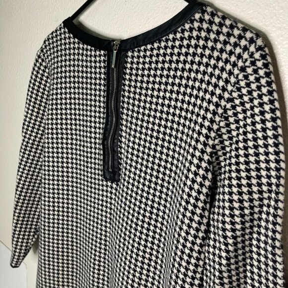 Ralph Lauren | Black and White Houndstooth Knit Sheath Dress - Picture 4 of 8